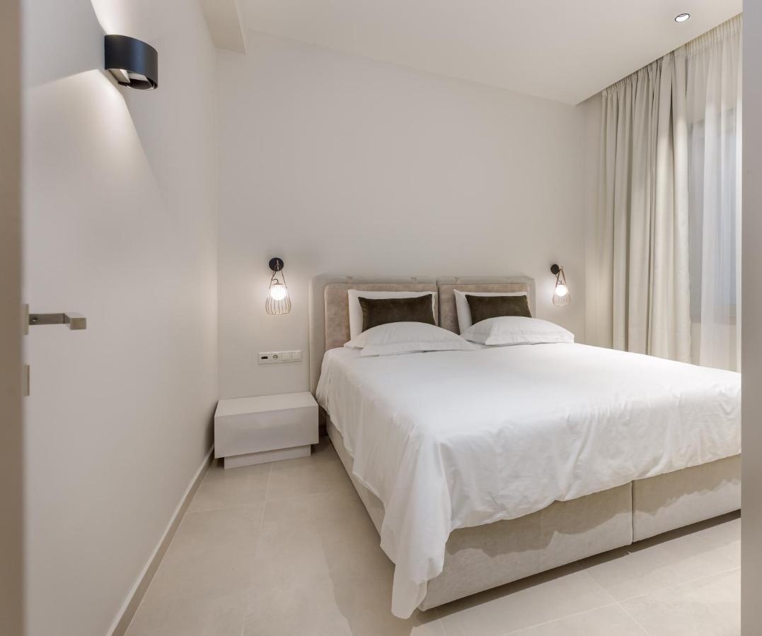 Kales Sea View Suites Ierápetra Buitenkant foto