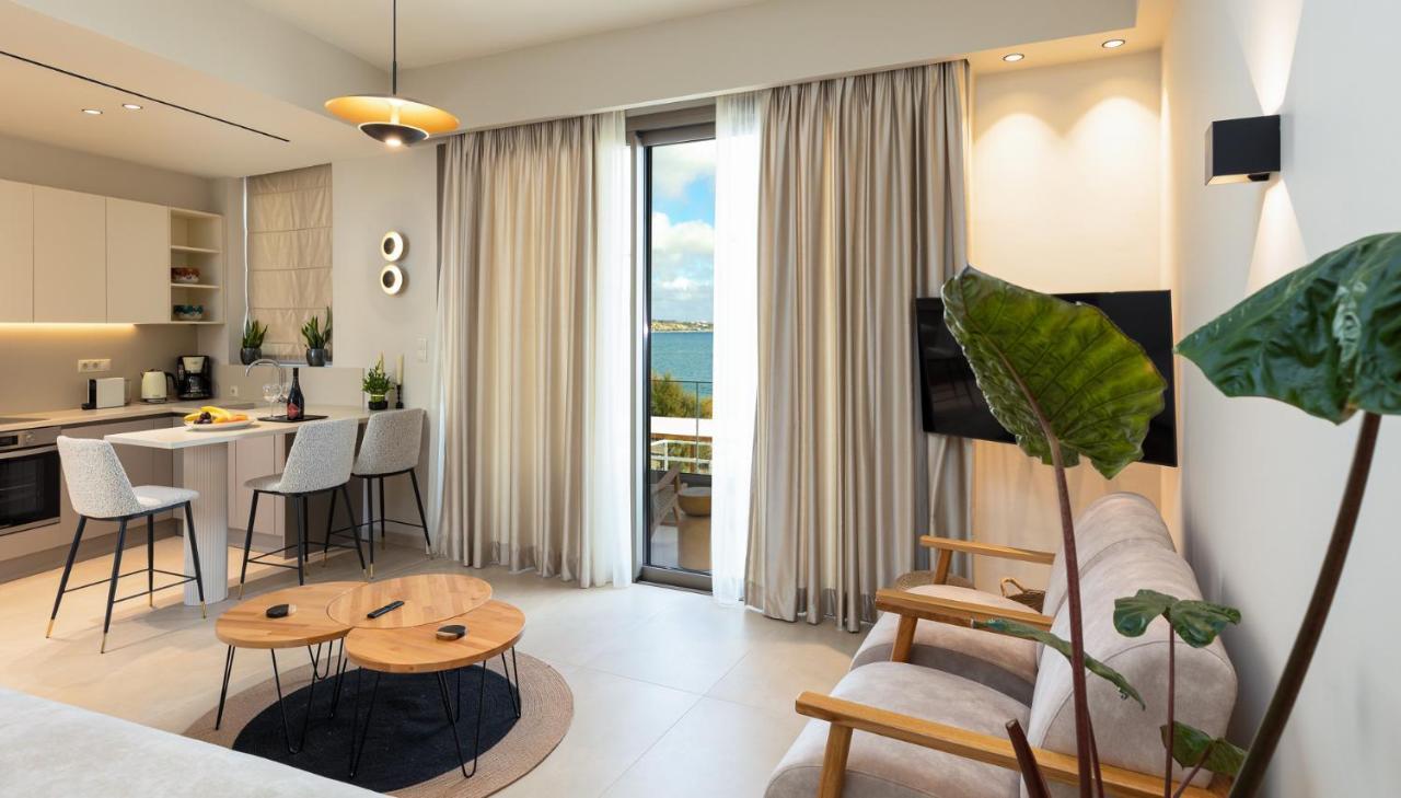 Kales Sea View Suites Ierápetra Buitenkant foto