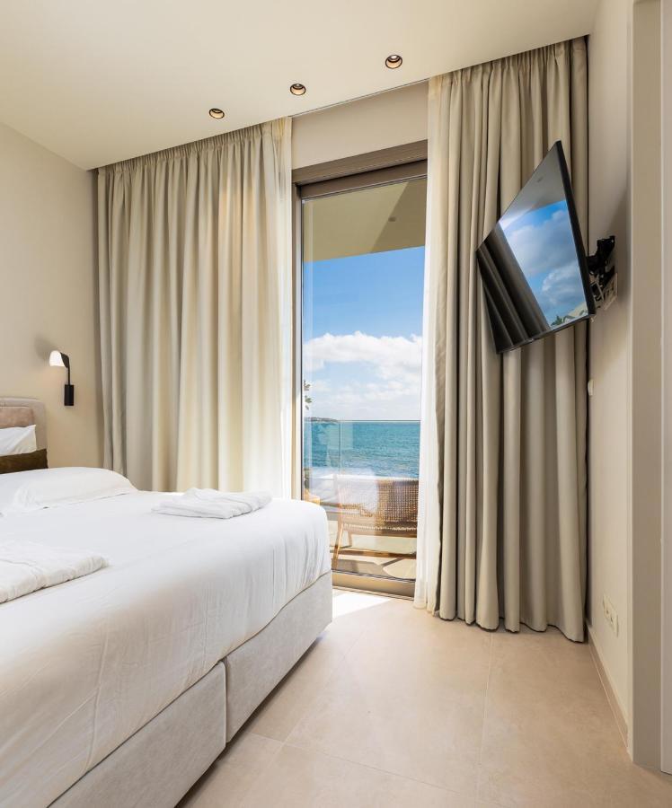 Kales Sea View Suites Ierápetra Buitenkant foto